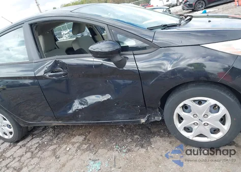 2013 Ford Fiesta S z USA, uszkodzony, nr VIN 3FADP4TJXDM183182